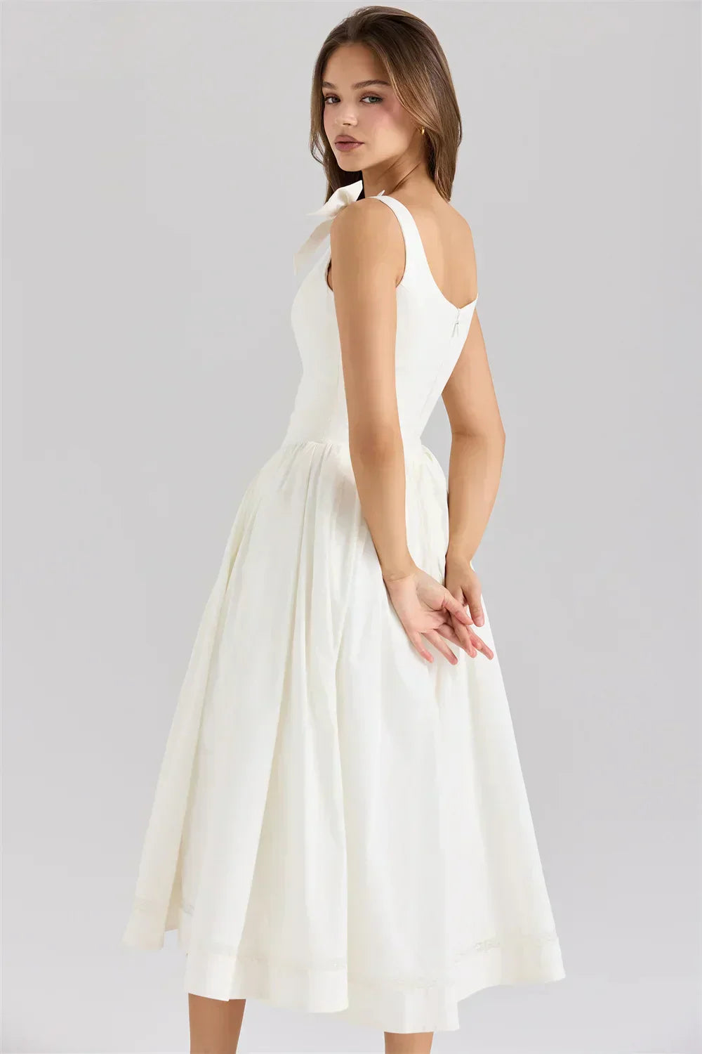 Mia Elegant Midi Dress